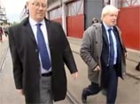 Мэру Лондона, как и Медведеву, показали "всякие пальцы". Он ответил жестом и словом: "Отвали!" (ВИДЕО) Мэру Лондона, как и Медведеву, показали "всякие пальцы". Он ответил жестом и словом: "Отвали!" (ВИДЕО)
