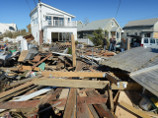 Власти помогут пострадавшим от урагана "Сэнди" продуктами и отсрочат выплаты по кредитам