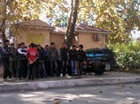 Сотни строителей Олимпиады в Сочи подрались из-за грязных носков Сотни строителей Олимпиады в Сочи подрались из-за грязных носков