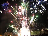 Организаторы семейного фестиваля в Эдинбурге неожиданно для себя добавили драматизма празднику, устроив вместо мирного салюта пиротехнический взрыв