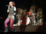 Американская рок-группа Garbage представила обновленную концертную программу в Москве в среду в концертном зале "Известия Hall"