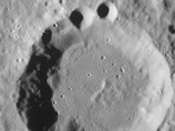 Кстати, в галерее зонда Messenger на сайте NASA есть снимок еще одной рожицы, которая, как пишет газета, напоминает Коржика из "Улицы Сезам" Кстати, в галерее зонда Messenger на сайте NASA есть снимок еще одной рожицы, которая, как пишет газета, напоминает Коржика из "Улицы Сезам"
