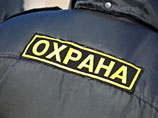 Охранники зверски изнасиловали 21-летнюю петербурженку, выдавая себя за полицейских Охранники зверски изнасиловали 21-летнюю петербурженку, выдавая себя за полицейских