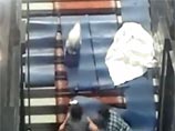 Бельгийский авангардист пустился в бега после представления, во время которого кошек бросали о ступени лестницы (ВИДЕО) Бельгийский авангардист пустился в бега после представления, во время которого кошек бросали о ступени лестницы (ВИДЕО)