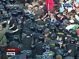 "Болотный" фигурант Лузянин осужден за "раздевание" полицейского и баррикады из туалетов
