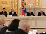 Президент России Владимир Путин поддержал предложение членов Совета по правам человека "еще раз посмотреть закон об иностранных агентах"