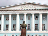 Шойгу порадовал и работников Культурного центра Вооруженных Сил в Москве - туда вернули 56 картин русских художников Шойгу порадовал и работников Культурного центра Вооруженных Сил в Москве - туда вернули 56 картин русских художников