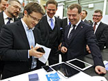 По окончании переговоров с руководством страны Дмитрий Медведев посетил в Хельсинки ведущий вуз страны - университет Аалто, где ознакомился с российско-финскими инновационными проектами