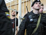 В настоящее время формулировка обвинения грозит Мирзаеву тюрьмой на срок до 15 лет, тогда как по второй максимальное наказание - два года. Если суд вынесет соответствующий вердикт, Мирзаева выпустят из-под стражи в день оглашения приговора. А это может бы В настоящее время формулировка обвинения грозит Мирзаеву тюрьмой на срок до 15 лет, тогда как по второй максимальное наказание - два года. Если суд вынесет соответствующий вердикт, Мирзаева выпустят из-под стражи в день оглашения приговора. А это может бы