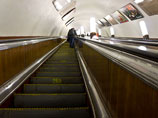 Трехлетней москвичке переломало пальцы на эскалаторе метро