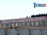 Версию о бунте из-за невероятных поборов озвучили и родственники осужденных, побывавшие в колонии Версию о бунте из-за невероятных поборов озвучили и родственники осужденных, побывавшие в колонии