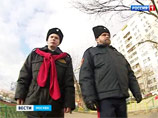 Казачьи дружины не наделены специальными полномочиями задерживать нарушителей, и у них нет при себе оружия Казачьи дружины не наделены специальными полномочиями задерживать нарушителей, и у них нет при себе оружия
