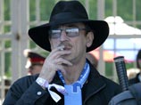 "Зенит" не стали наказывать за проникшего на трибуны Михаила Боярского "Зенит" не стали наказывать за проникшего на трибуны Михаила Боярского