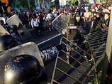 92 манифестанта задержаны полицией, сообщил мэр Мехико Марсело Эбрард