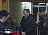 Гендиректора фирмы Александра Елькина обвиняют в присвоении 53 миллионов рублей, и, несмотря на множество доводов адвокатов, судья не стал снимать с подследственного арест