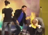 Телеведущий заявил, что хочет дать "благословение" магу Телеведущий заявил, что хочет дать "благословение" магу
