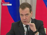 Премьер-министр РФ Дмитрий Медведев считает, что предыдущее правительство ошиблось в расчетах при формировании пенсионной системы, разделенной на накопительную и распределительную части