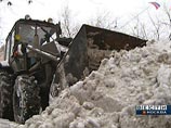 Дворники из Таджикистана отказались работать в снегопад из-за долгов по зарплате Дворники из Таджикистана отказались работать в снегопад из-за долгов по зарплате