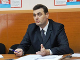 "Он не плейбой, а коммунист": приморский депутат в суде отстаивает право на нудистский отдых и набедренную повязку "Он не плейбой, а коммунист": приморский депутат в суде отстаивает право на нудистский отдых и набедренную повязку