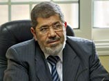 Президент Египта, сбежавший из дворца от оппозиционеров,  вернулся на работу 