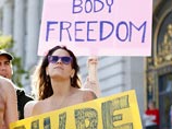 В США бывшая москвичка вдохновила американцев на голый протест против запрета раздеваться в общественных местах