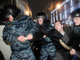 Оппозиционеры вспоминают события прошлого года: на Чистых прудах собралась несогласованная акция Оппозиционеры вспоминают события прошлого года: на Чистых прудах собралась несогласованная акция