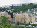 Вандалы разрисовали монастырь Святого Креста в Иерусалиме