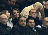 Неувядающий ловелас Берлускони обзавелся новой молодой красавицей
