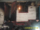 Инцидент произошел в четверг на 1009-м км федеральной трассы "Байкал" М-51. Загорелся деревянный фургон, в котором двух слонов 45 и 48 лет от роду, принадлежащих польскому цирку, перевозили в Омск