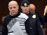 Подсудимого приговорили в 11 годам колонии строгого режима и выплате семье погибшей трех миллионов рублей. Родственники убитой сочли наказание чересчур мягким Подсудимого приговорили в 11 годам колонии строгого режима и выплате семье погибшей трех миллионов рублей. Родственники убитой сочли наказание чересчур мягким
