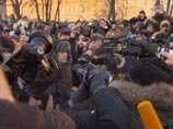 Задержанных на Лубянке Удальцова, Навального, Собчак и Яшина отпустили без протоколов
Задержанных на Лубянке Удальцова, Навального, Собчак и Яшина отпустили без протоколов