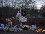 Трагедия в Ньютауне произошла в пятницу, 14 декабря, в школе "Сэнди Хук"