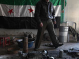 Сирийские боевики, похитившие на этой неделе двух граждан РФ и одного итальянца, требуют за их освобождение выкуп в размере 50 млн сирийских фунтов (чуть более 700 тыс. долларов)
