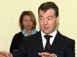 на данный момент процент тех, кто способен с лету назвать возможного кандидата, невысок. Лишь каждый десятый определился с предпочтениями. Наиболее высокий рейтинг продемонстрировали Дмитрий Медведев (14%) на данный момент процент тех, кто способен с лету назвать возможного кандидата, невысок. Лишь каждый десятый определился с предпочтениями. Наиболее высокий рейтинг продемонстрировали Дмитрий Медведев (14%)
