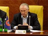 Сборную Украины по футболу доверили Михаилу Фоменко Сборную Украины по футболу доверили Михаилу Фоменко