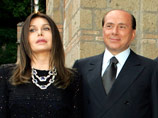 Берлускони может оспорить в суде условия развода