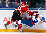 Тренер российской "молодежки" не понимает благосклонного отношения к канадским хоккеистам 