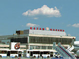 Самолет Як-42, следовавший из московского аэропорта "Внуково" в Махачкалу, вечером 31 декабря совершил вынужденную посадку в международном аэропорту Казани
