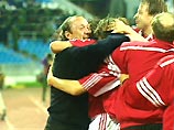 Олег Романцев доволен игрой своей команды. Олег Романцев доволен игрой своей команды.