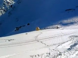 Трое, причастные к попавшей на видео гибели экстремала во время катания в зорбе, пустились в бега Трое, причастные к попавшей на видео гибели экстремала во время катания в зорбе, пустились в бега