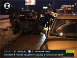 ВАЗ-2114 и Volkswagen Tuareg на Каширском шоссе неподалеку от пересечения с улицей Борисовские Пруды выехали на полосу встречного движения и столкнулись с Mercedes, водитель которого от полученных травм скончался