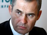 Депутата-единоросса, главного борца с "иностранными агентами", поймали во время тайного отдыха в США Депутата-единоросса, главного борца с "иностранными агентами", поймали во время тайного отдыха в США