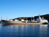 Танкер ЧФ "Иван Бубнов" произвел дозаправку кораблей топливом, пополнены запасы пресной воды и продовольствия в кипрском порту Ларнака