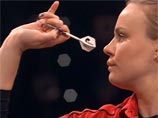 В финальном матче проходившего в Англии чемпионата мира по дартсу россиянка Анастасия Добромыслова одержала победу над хозяйкой турнира Лайзой Эштон со счетом 2-1 В финальном матче проходившего в Англии чемпионата мира по дартсу россиянка Анастасия Добромыслова одержала победу над хозяйкой турнира Лайзой Эштон со счетом 2-1