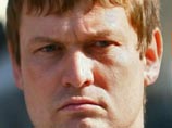 В Следственном комитете РФ заявили, что оппозиционер Леонид Развозжаев вернулся с Украины на родину самостоятельно на такси, в котором ехал вплоть до Москвы В Следственном комитете РФ заявили, что оппозиционер Леонид Развозжаев вернулся с Украины на родину самостоятельно на такси, в котором ехал вплоть до Москвы