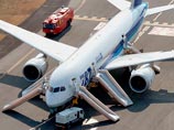 Седьмой инцидент с "Лайнером мечты" за неделю: прекращены полеты самого большого флота Boeing-787