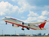 Вслед за Японией и США управление гражданской авиации Индии потребовало приостановить полеты всех шести "лайнеров мечты", имеющихся в распоряжении местной авиакомпании Air India