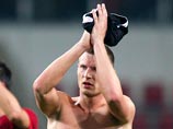 Футболист ПСВ в матче чемпионата страны заработал удаление и госпитализацию Футболист ПСВ в матче чемпионата страны заработал удаление и госпитализацию