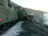 Восстановлено движение поездов в Забайкалье, где с рельсов сошли 11 вагонов