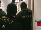 У задержанных в московском общежитии антифашистов начались обыски